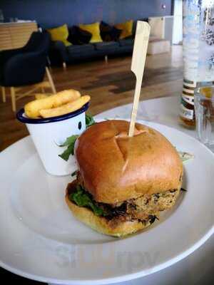 Polurrian On The Lizard