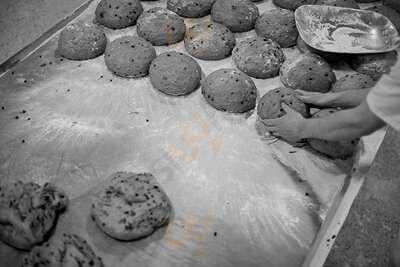 Harry Gow Bakery - Brora