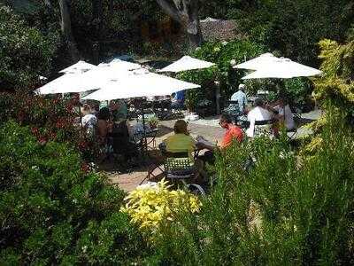 The Vault Bar And Restaurant