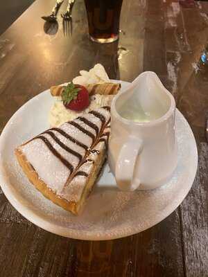 The Fox On The Green