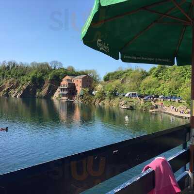 Nemo's Bar And Restaurant