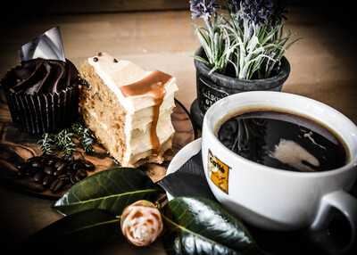 Orgullo Cafe & Wine Bar