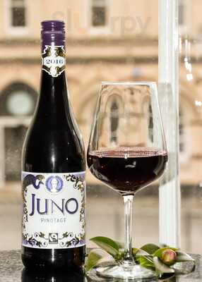 Orgullo Cafe & Wine Bar