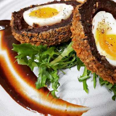 Pesto At The Davenport Arms