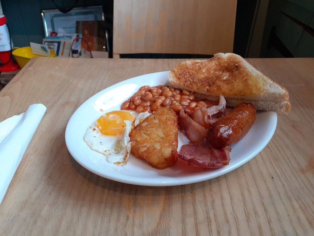 Moondance Cafe, Deli And Gifts