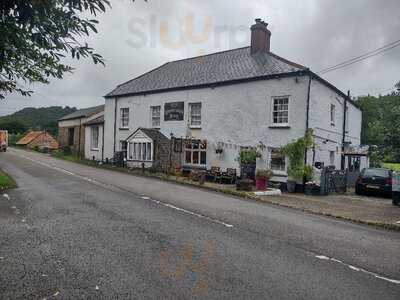 The Portsmouth Arms Hotel