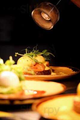 Broomfield's Of Holt