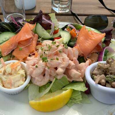 Beach Break Tearooms