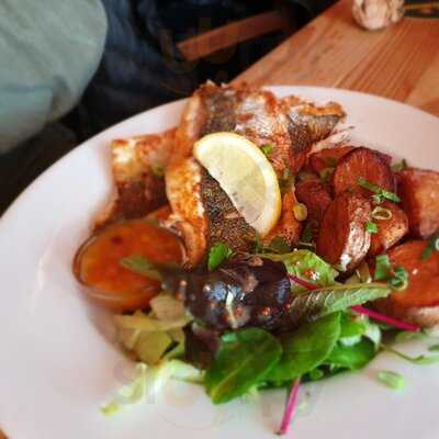 Manorbier Castle Inn