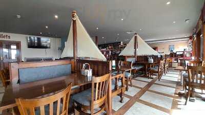 Creagan Inn Whisky Bar & Kitchen