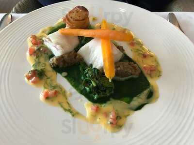 The Airds Hotel And Restaurant