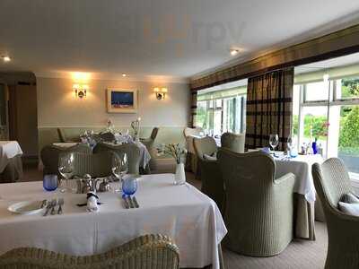 The Airds Hotel And Restaurant