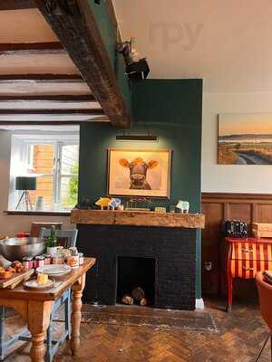 Helen Browning's Royal Oak