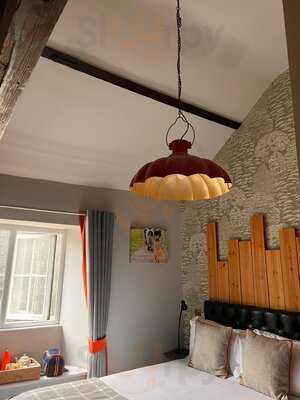 Helen Browning's Royal Oak