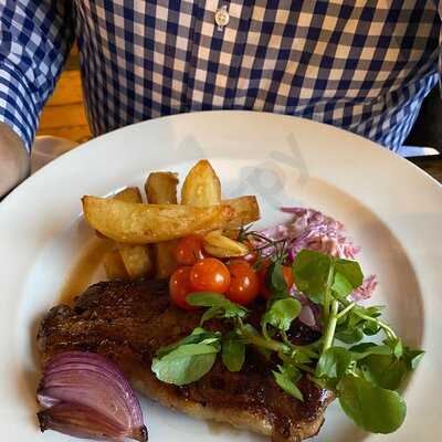 The George At Ashley