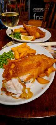 The Half Moon & Seven Stars