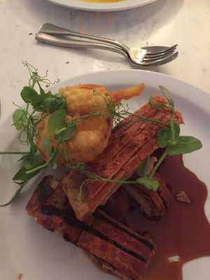 Grove Cafe & Wellbeing Studio