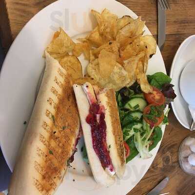 Cloudhouse Cafe And Gallery