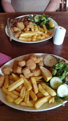 The Three Horseshoes Towersey