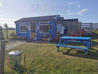 Flossie's Beach Store