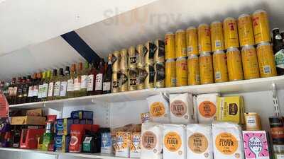 Flossie's Beach Store