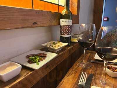 Sol Y Sombra Tapas Bar