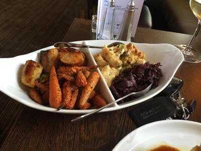 Vane Arms, Long Newton