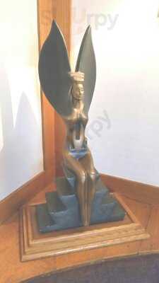 The Royal Arch Bar & Bistro