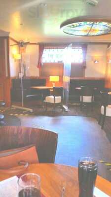 The Royal Arch Bar & Bistro