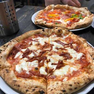 Reggies Stone Fired Pizza