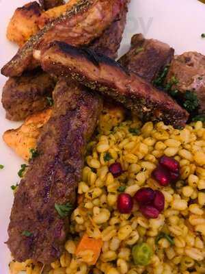 Pera - Turkish Mangal & Meze Bar