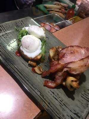 West Gourmet Sandwich Bar