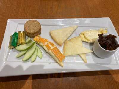 Bridgeview Station Restaurant