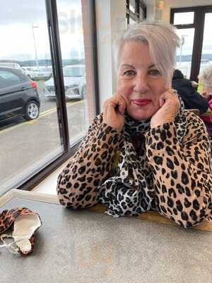 Bridgeview Station Restaurant