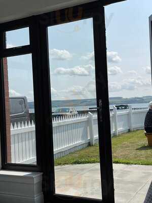 Bridgeview Station Restaurant