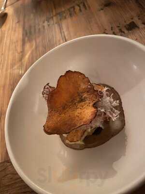 Number 10 Restaurant & Bar