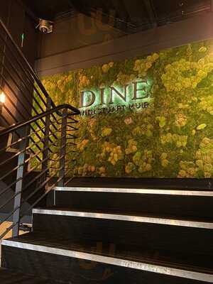 Dine