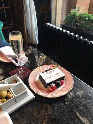 The Cocktail Bar At The Merchant Hotel