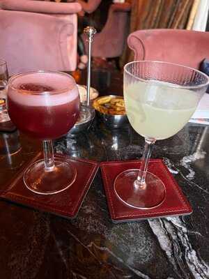 The Cocktail Bar At The Merchant Hotel