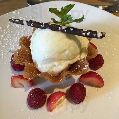 The Pipers' Tryst Restaurant