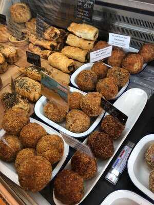 The Mall Delicatessen