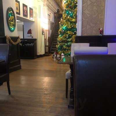 Nicolls Bar & Restaurant