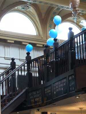 Nicolls Bar & Restaurant