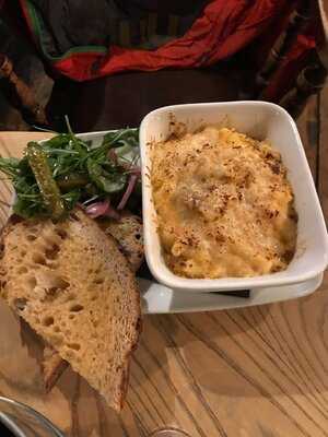 The Alma Tavern & Theatre