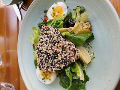 Cote Clifton Village