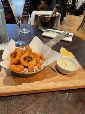 Cote Clifton Village