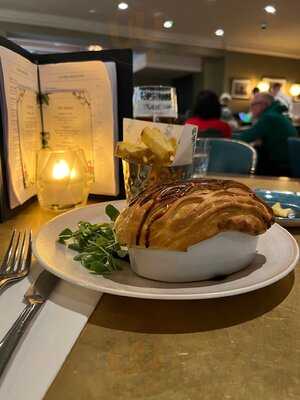 The Citizen Bar & Dining Rooms