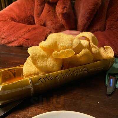 Tiki Bar & Kitsch Inn