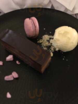 French Village Botanic