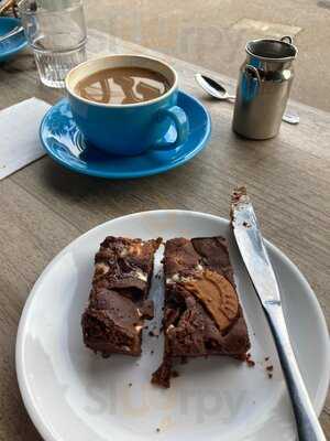 General Merchants (east)